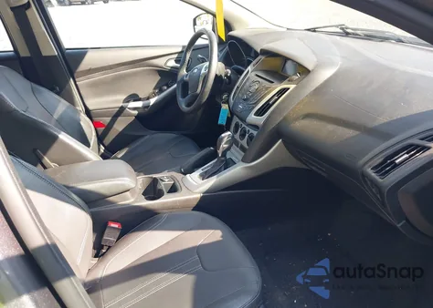 2014 Ford Focus Se from USA, damaged, VIN 1FADP3K25EL191228